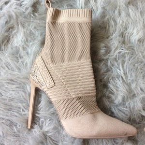 Maxwell pointed toe knit boots